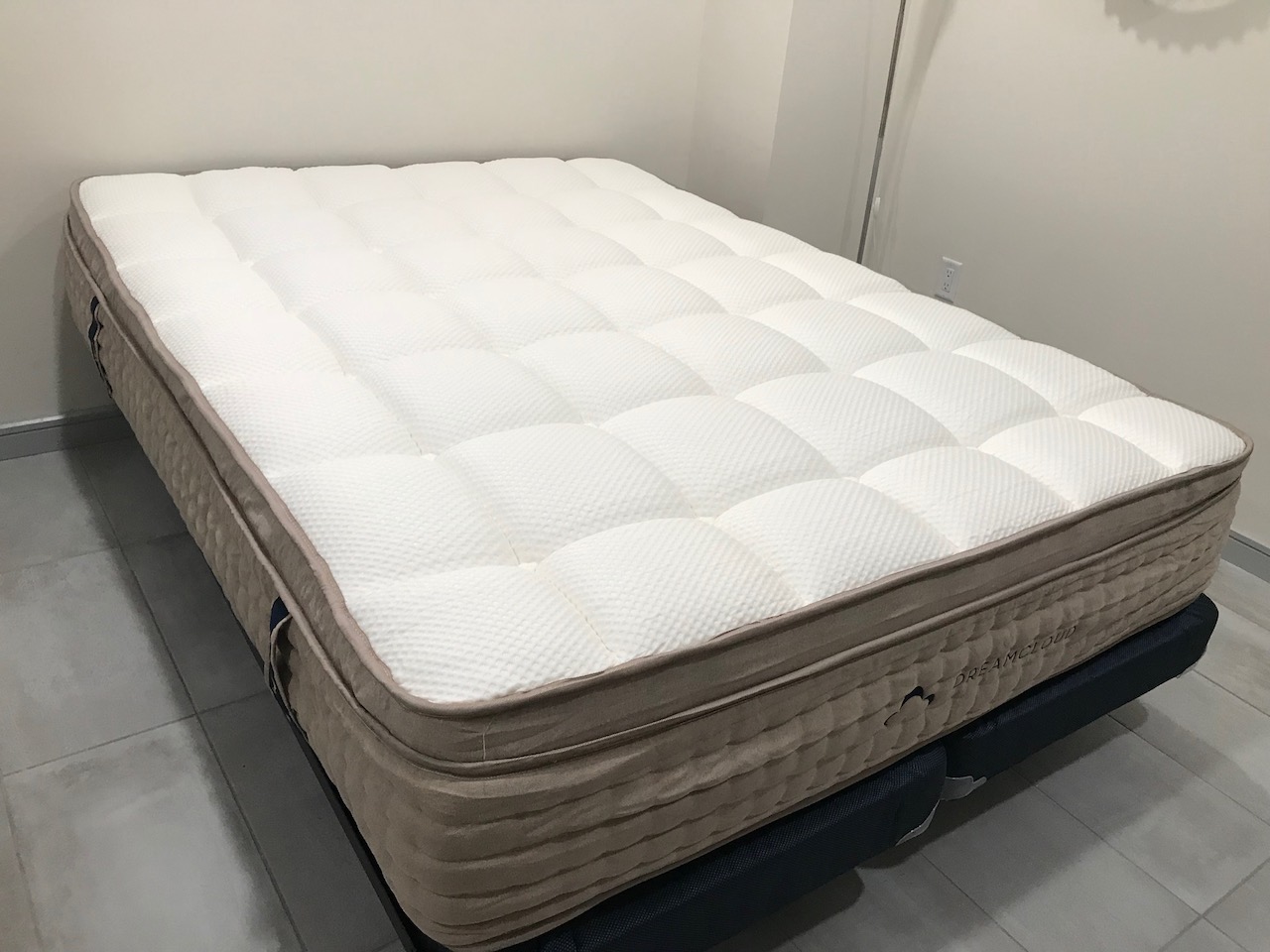 Best Mattresses For Side Sleepers with Back Pain Mattresses